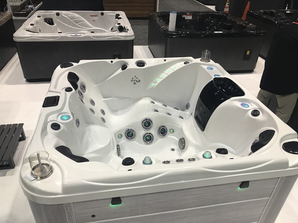 Inside-of-Hot-Tub-min